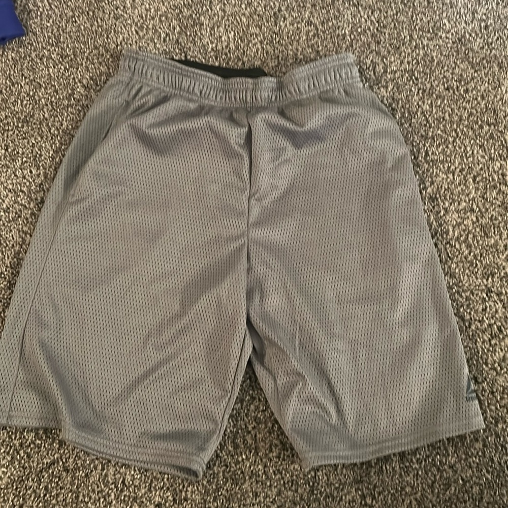 Reebok Boys Athletic Shorts – Size L, Black Sports & Gym Shorts